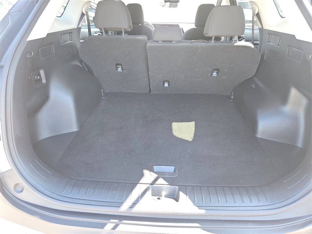 Thumbnail: 2024 Kia Sportage - 25