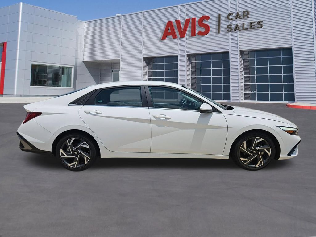 Thumbnail: 2025 Hyundai Elantra - 7