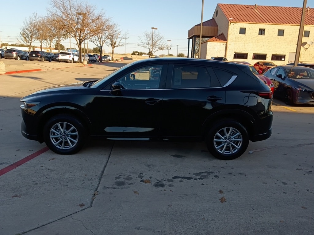 Thumbnail: 2025 Mazda CX-5 - 4