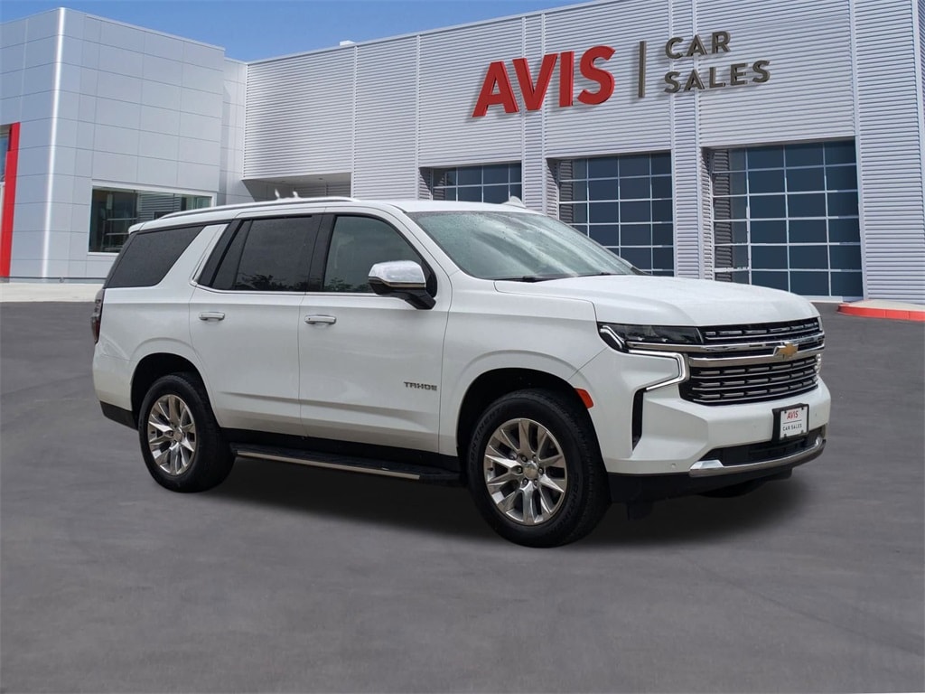 Thumbnail: 2022 Chevrolet Tahoe - 3