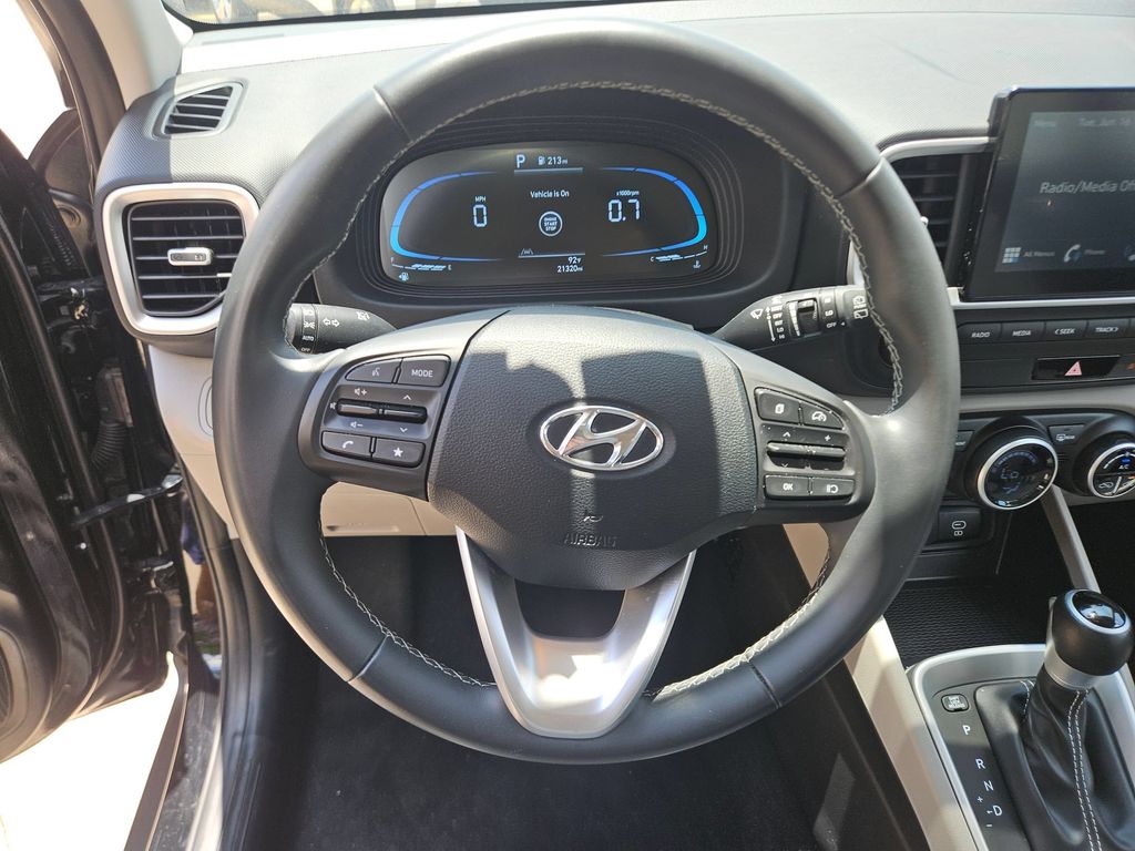 Thumbnail: 2025 Hyundai Venue - 18