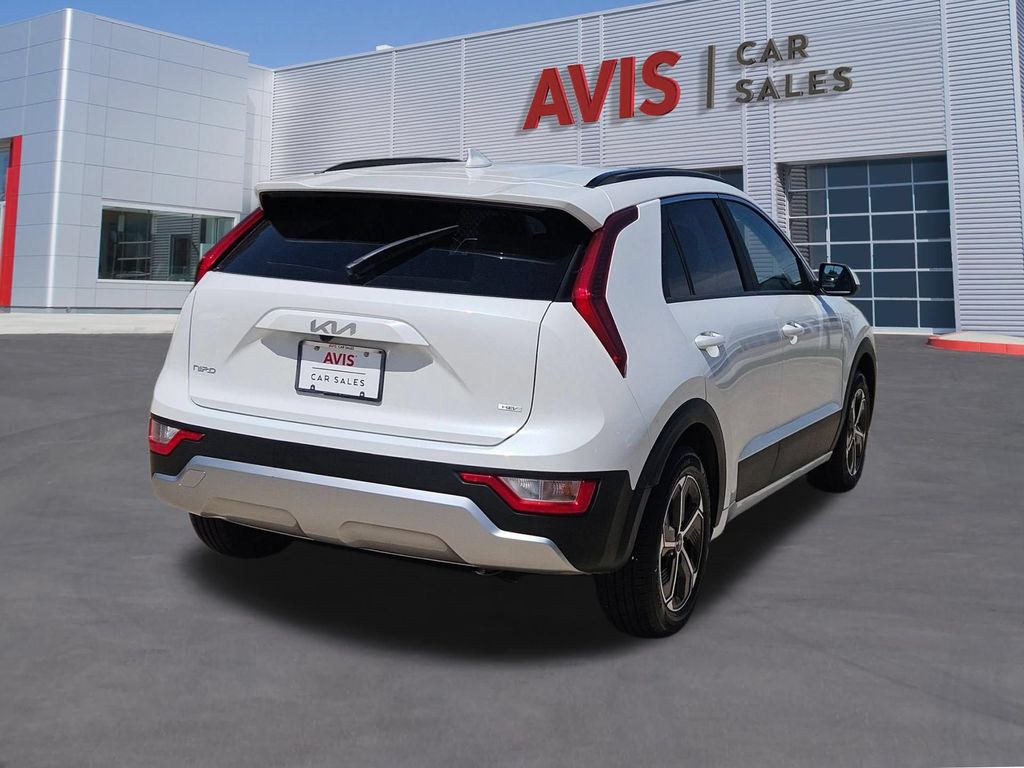 Thumbnail: 2025 Kia Niro - 6