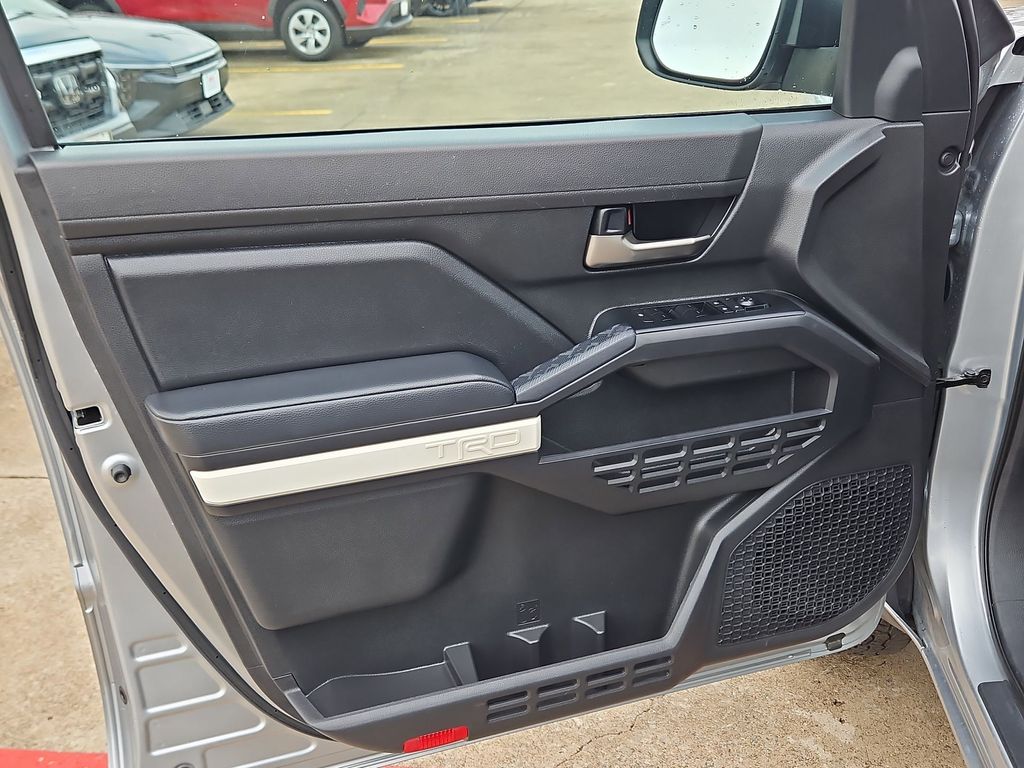 Thumbnail: 2024 Toyota Tacoma - 11