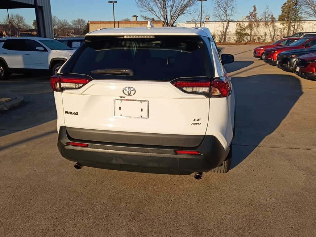 Thumbnail: 2025 Toyota RAV4 - 7