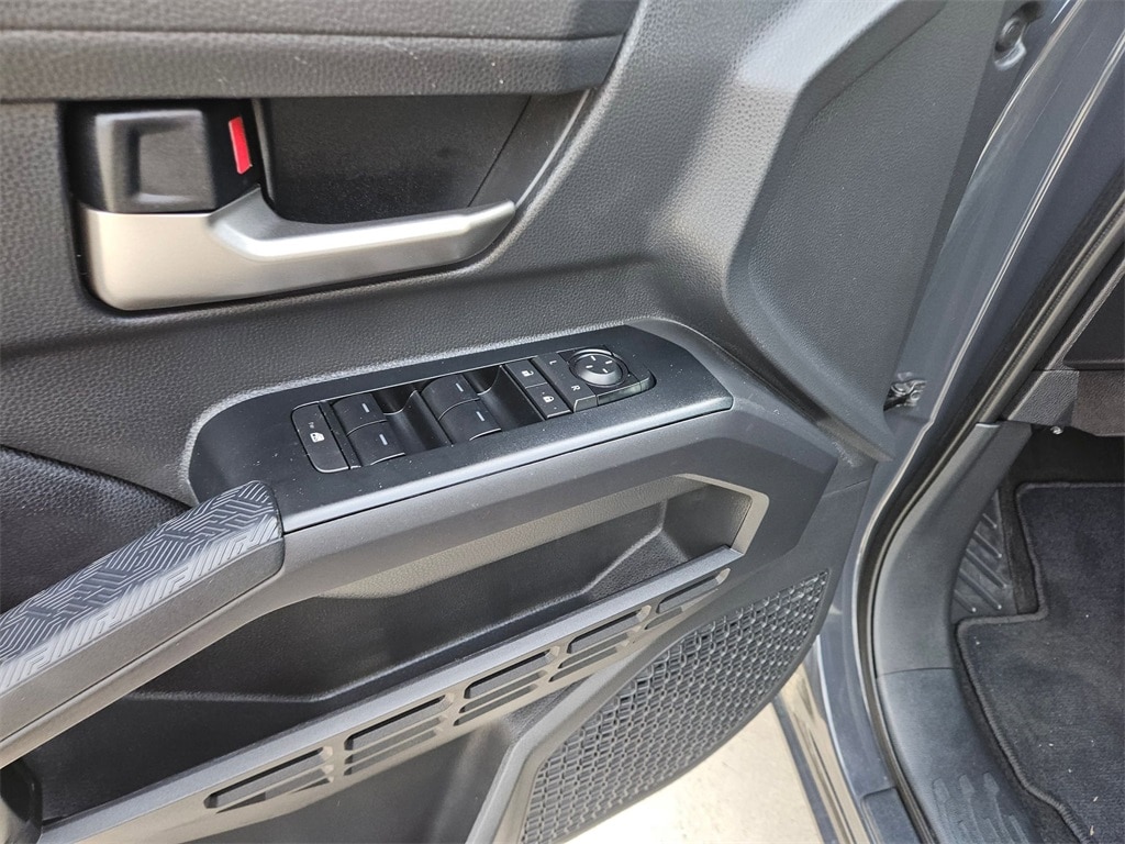 Thumbnail: 2025 Toyota Tacoma - 15