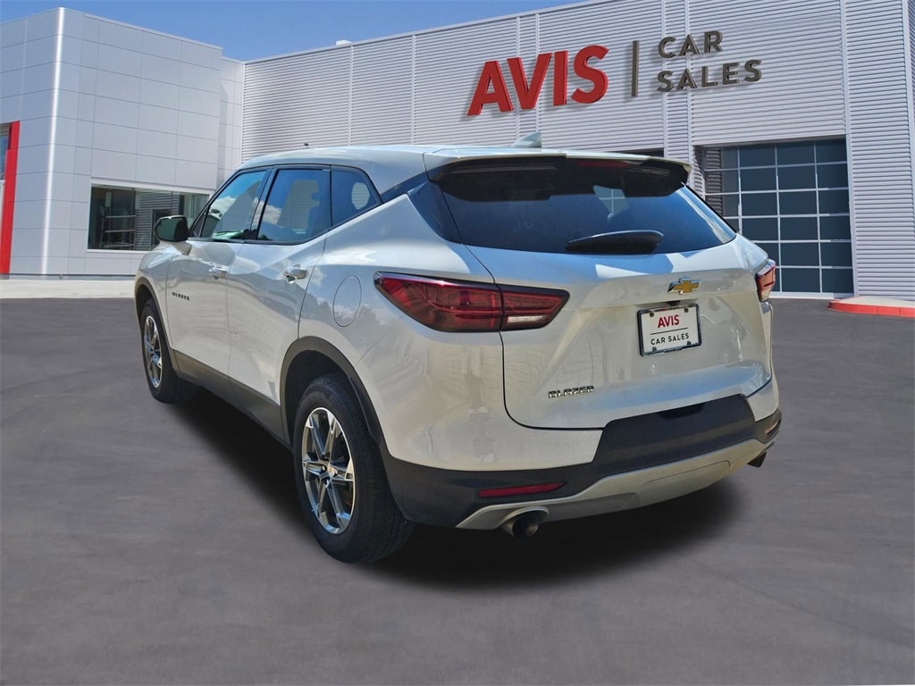 Thumbnail: 2023 Chevrolet Blazer - 9