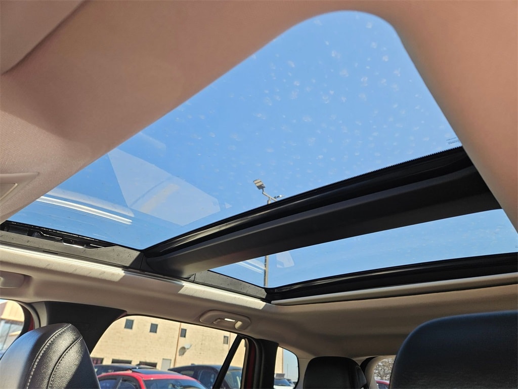 Thumbnail: 2025 Mazda CX-50 - 23