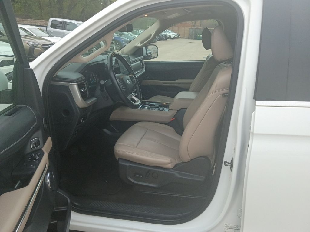 Thumbnail: 2023 Ford Expedition MAX - 3