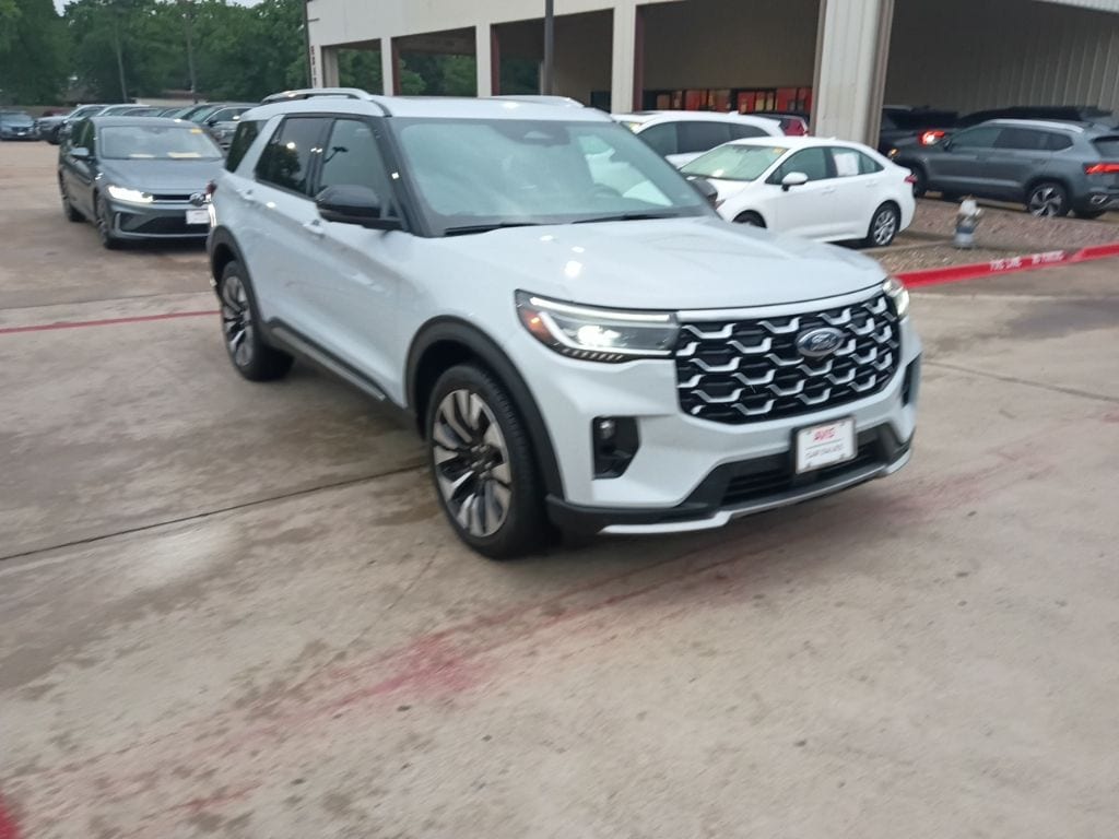 Thumbnail: 2025 Ford Explorer - 6