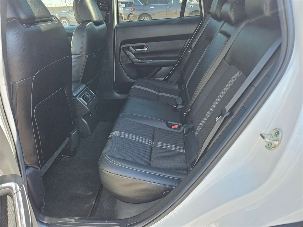 Thumbnail: 2025 Mazda CX-50 - 27