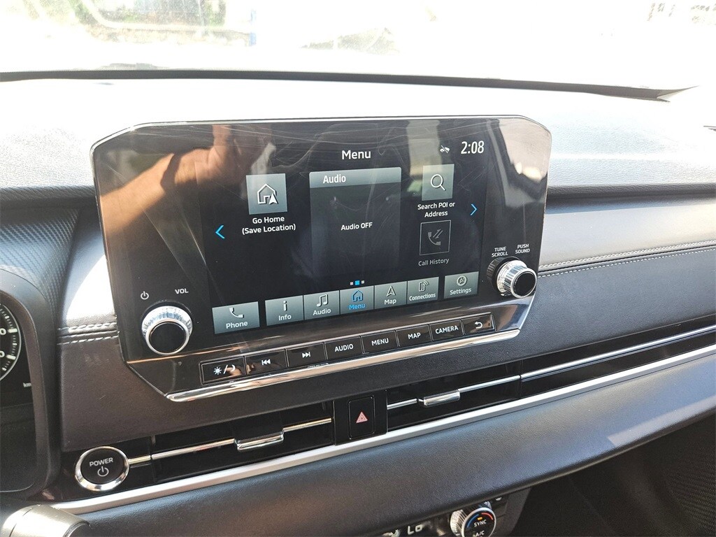 Thumbnail: 2023 Mitsubishi Outlander - 19