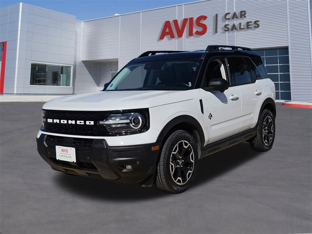 2025 Ford Bronco Sport Outer Banks's photo