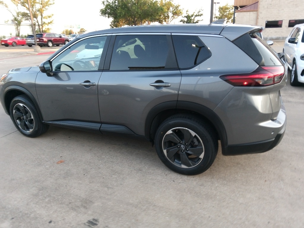 Thumbnail: 2024 Nissan Rogue - 4