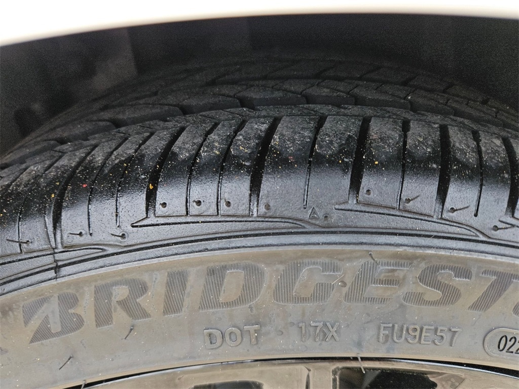 Thumbnail: 2025 Toyota Camry - 26