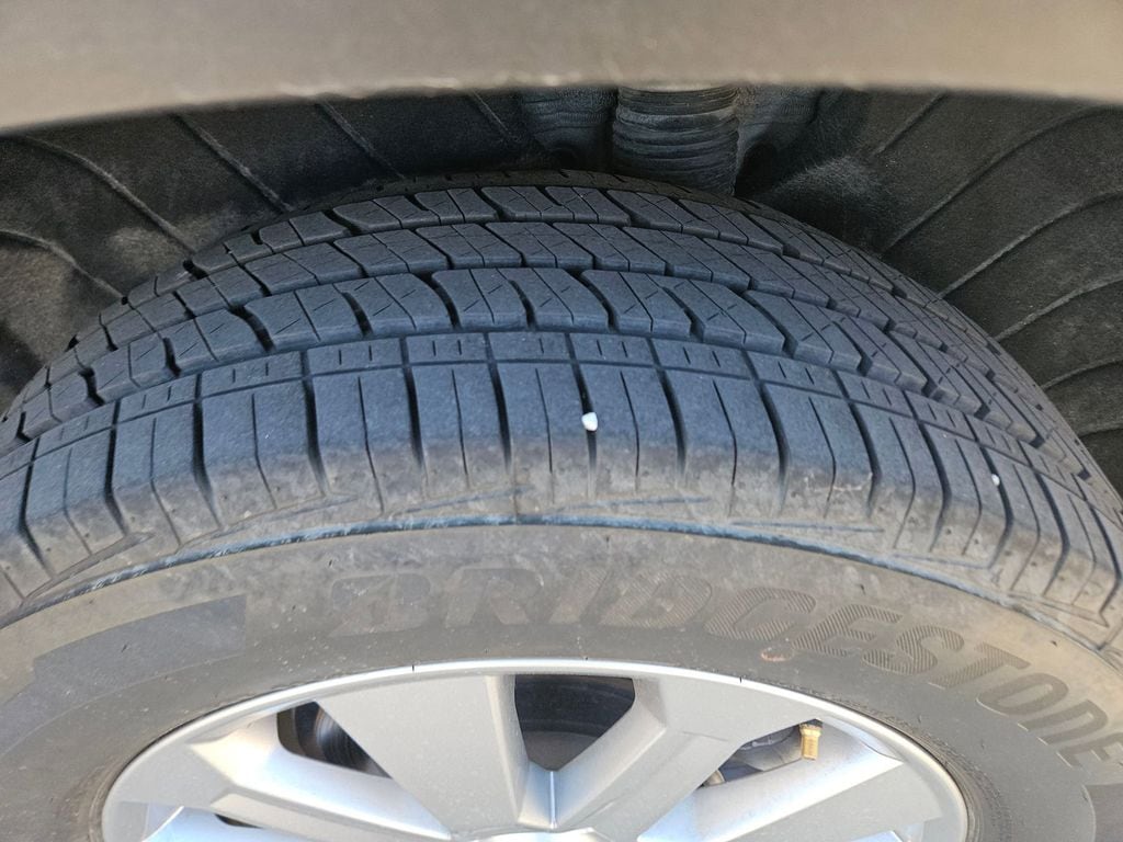 Thumbnail: 2024 Hyundai Palisade - 27