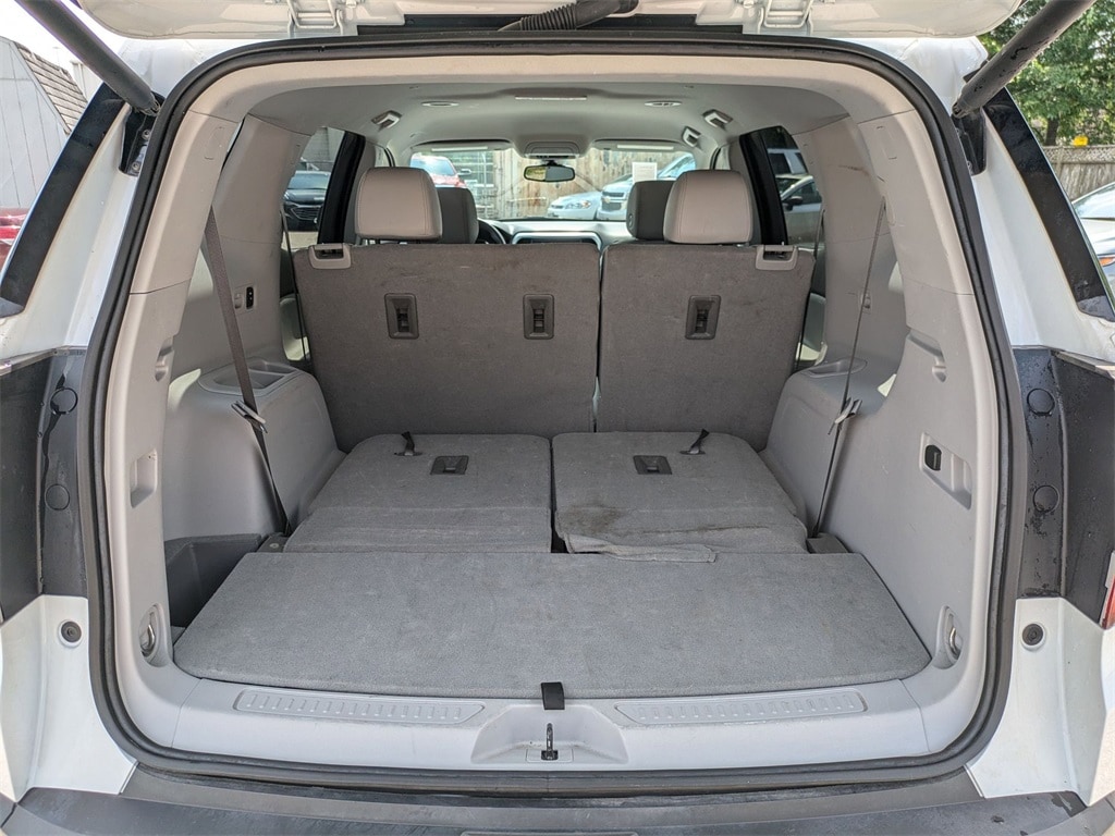 2023 GMC Acadia SLT 27