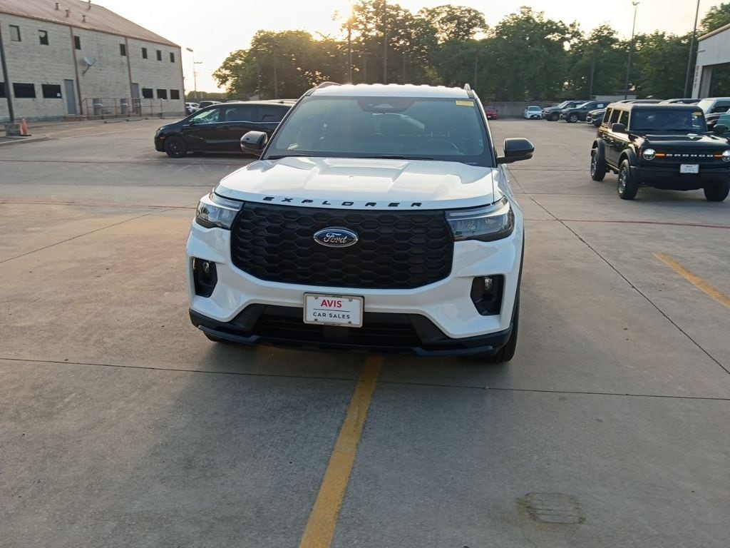 Thumbnail: 2025 Ford Explorer - 1