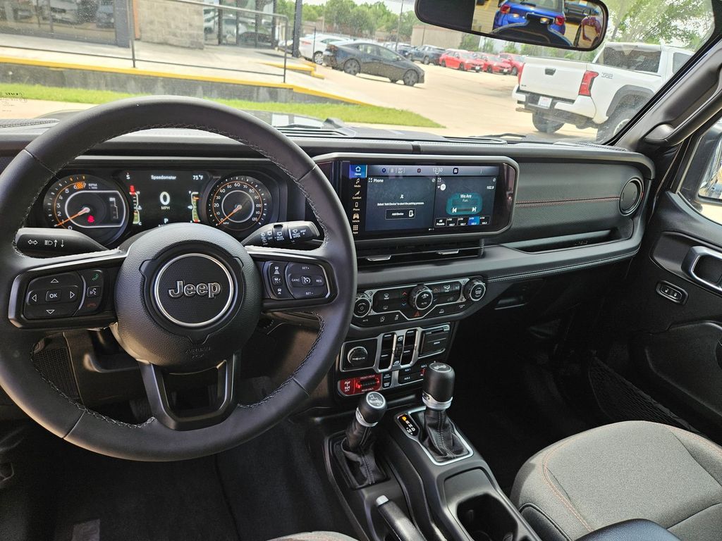 Thumbnail: 2025 Jeep Wrangler - 16