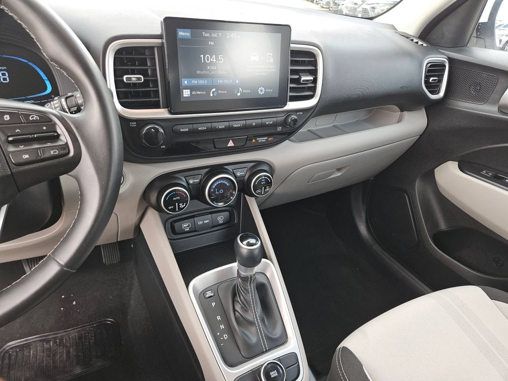 Thumbnail: 2025 Hyundai Venue - 20
