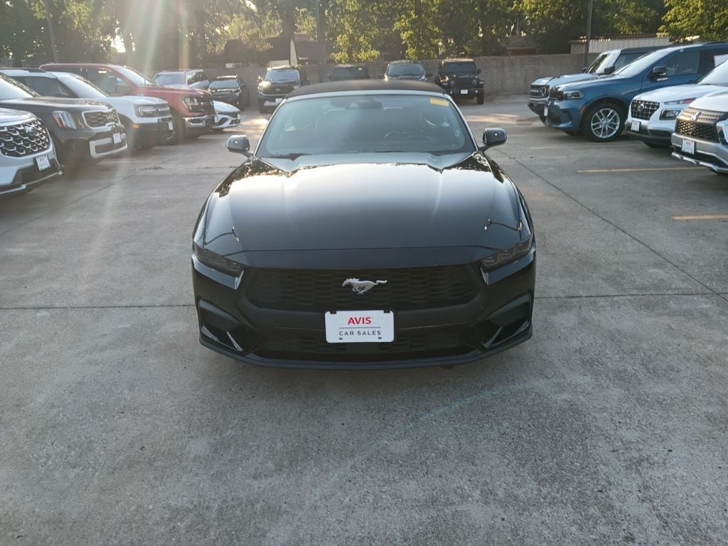 Thumbnail: 2025 Ford Mustang - 5