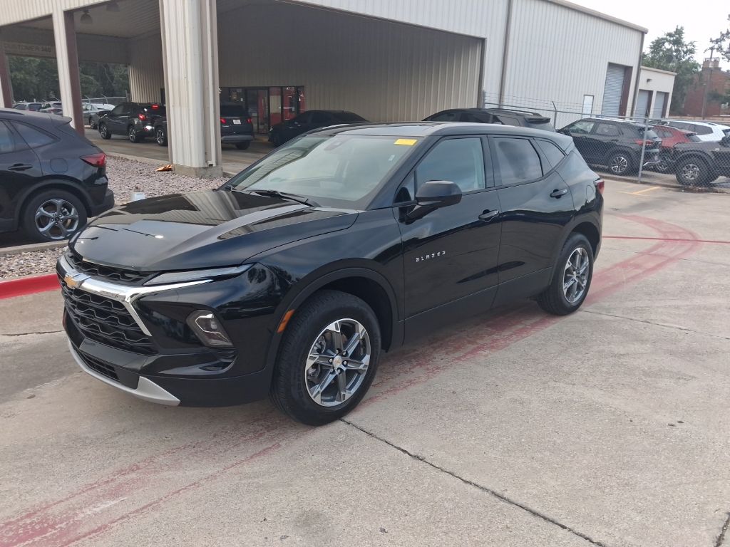 2025 Chevrolet Blazer's photo