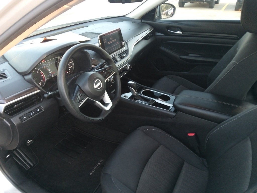 Thumbnail: 2024 Nissan Altima - 9