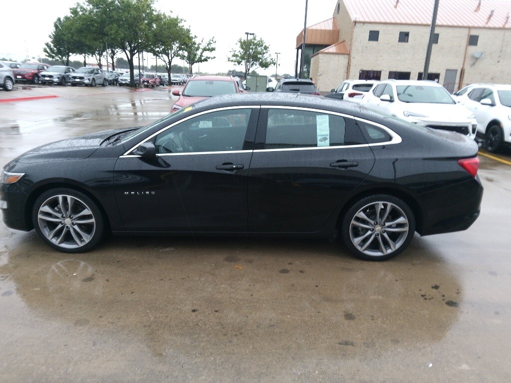 Thumbnail: 2023 Chevrolet Malibu - 8