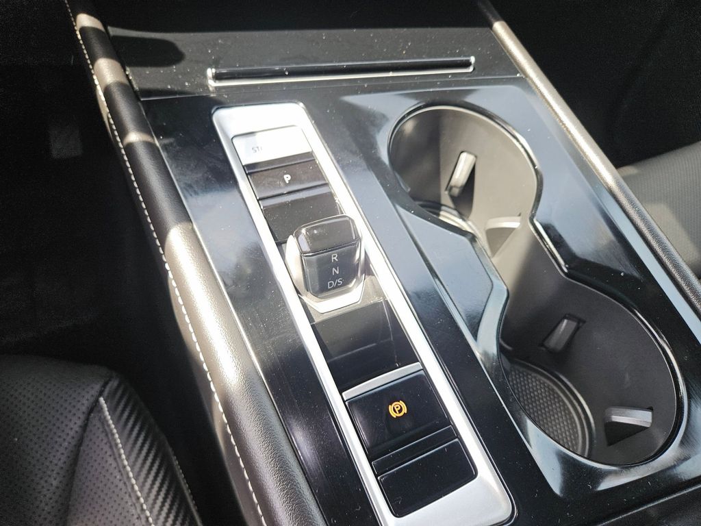 Thumbnail: 2025 Volkswagen Atlas - 29