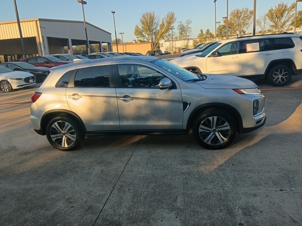 Thumbnail: 2025 Mitsubishi Outlander Sport - 7