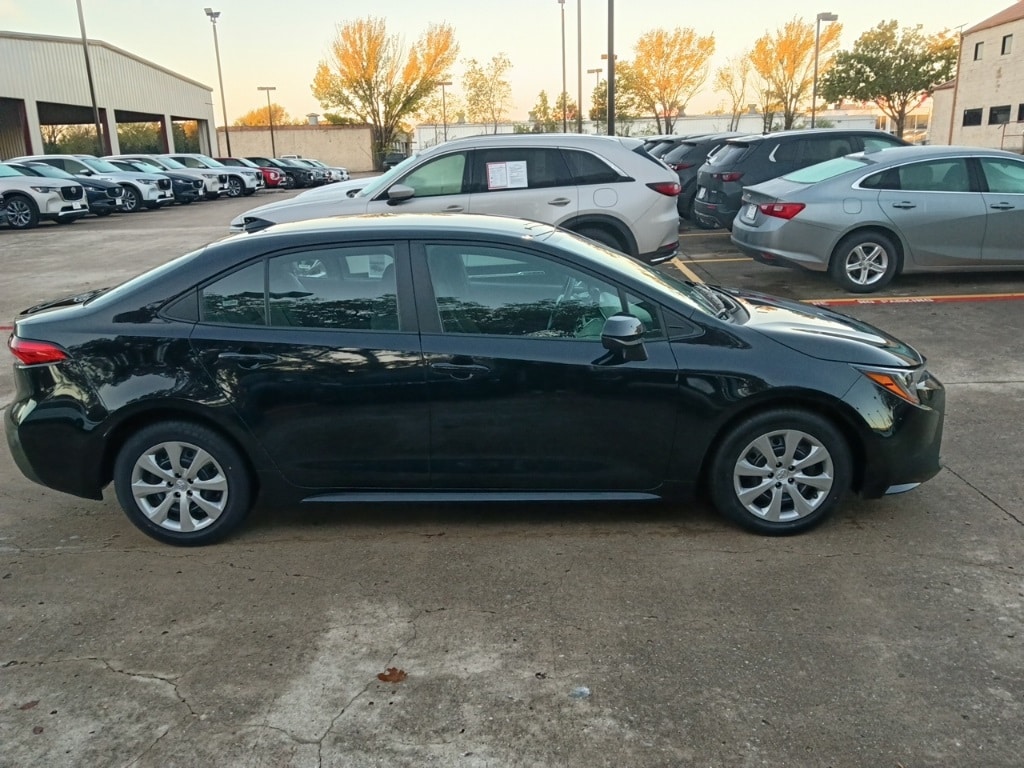 Thumbnail: 2024 Toyota Corolla - 7