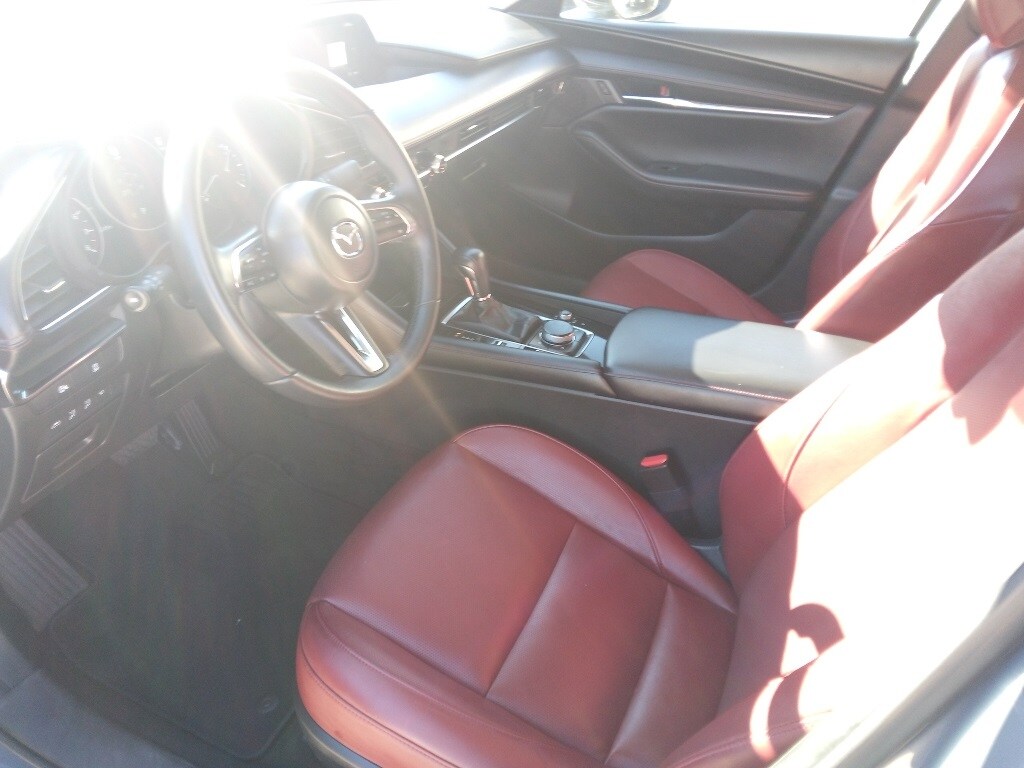 Thumbnail: 2025 Mazda Mazda3 - 9