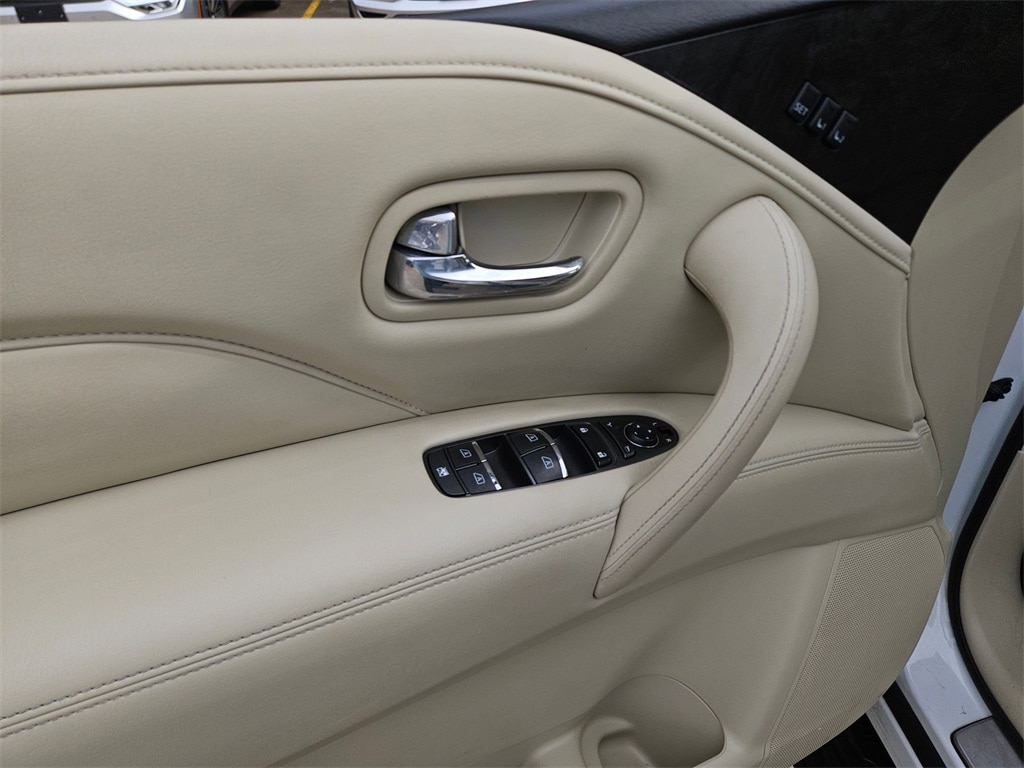 Thumbnail: 2023 INFINITI QX80 - 14