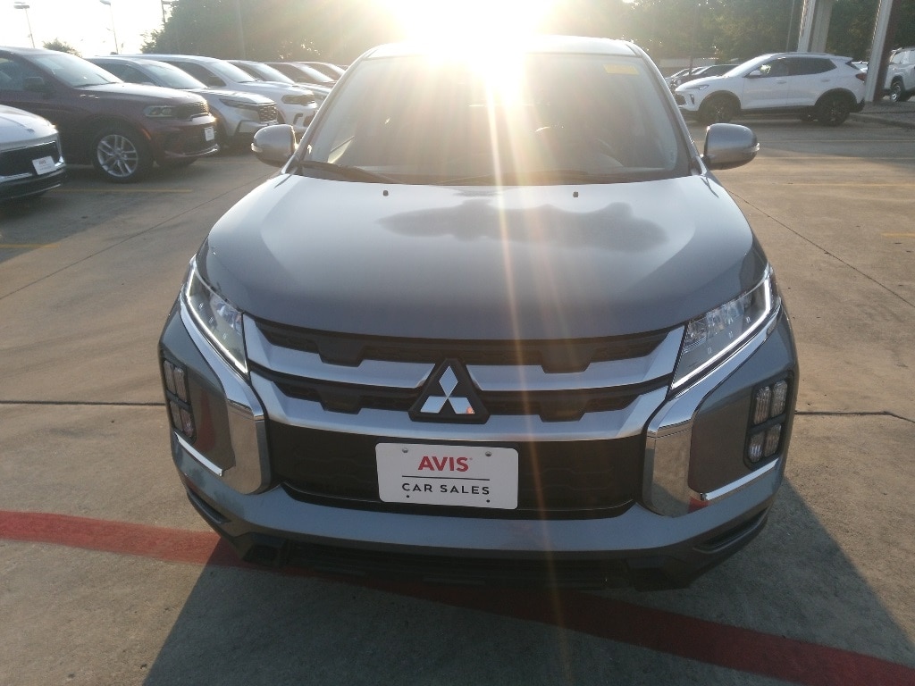 Thumbnail: 2024 Mitsubishi Outlander Sport - 3