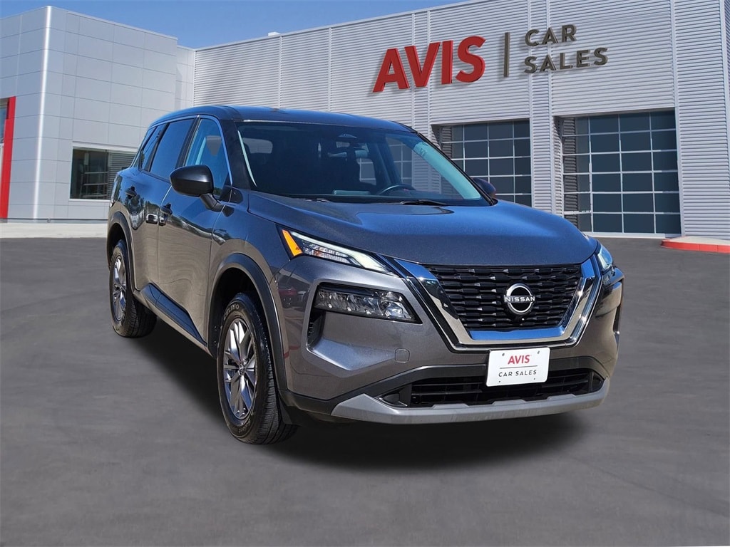 Thumbnail: 2023 Nissan Rogue - 3