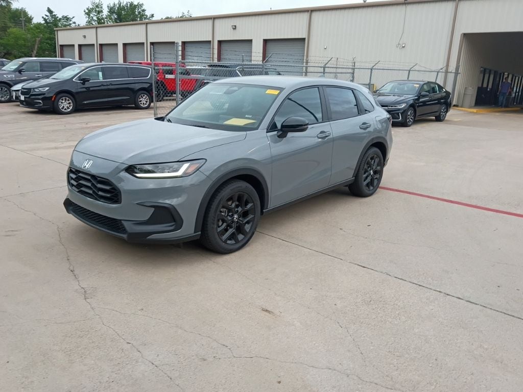 Thumbnail: 2025 Honda HR-V - 1