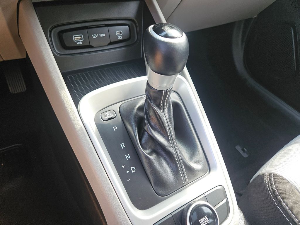 Thumbnail: 2025 Hyundai Venue - 28