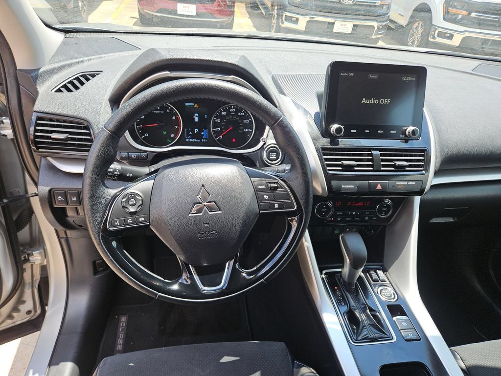 Thumbnail: 2025 Mitsubishi Eclipse Cross - 17