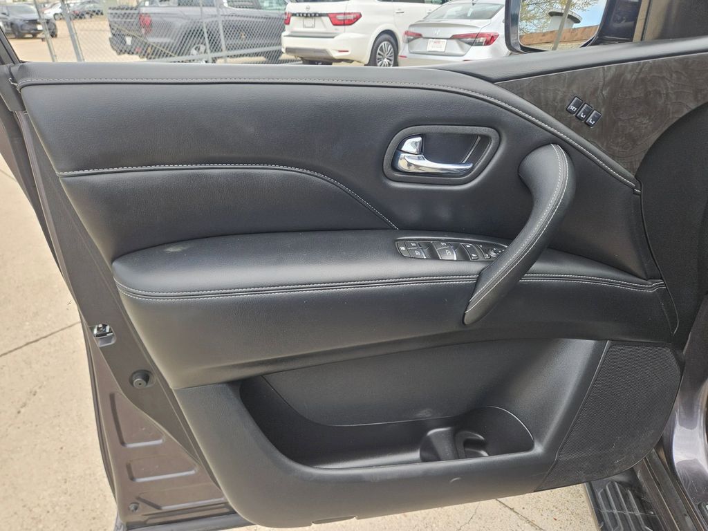 Thumbnail: 2024 INFINITI QX80 - 14