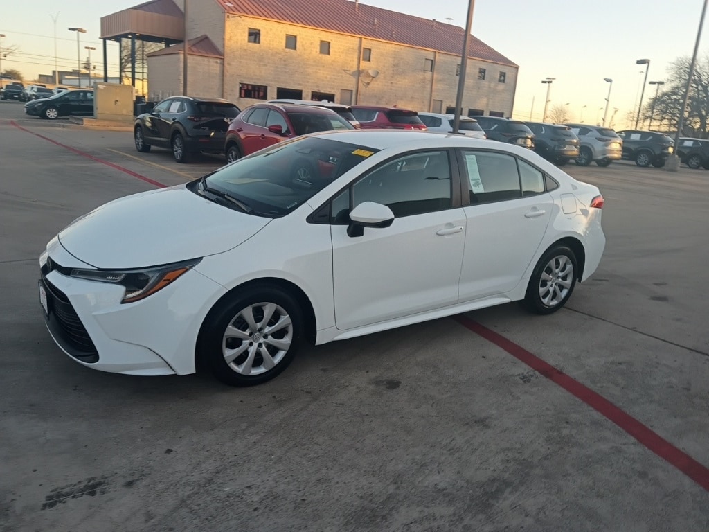 2024 Toyota Corolla LE
