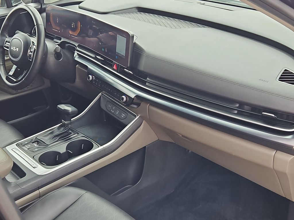 Thumbnail: 2025 Kia Carnival - 31