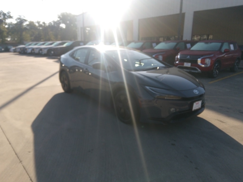 Thumbnail: 2025 Toyota Prius - 6