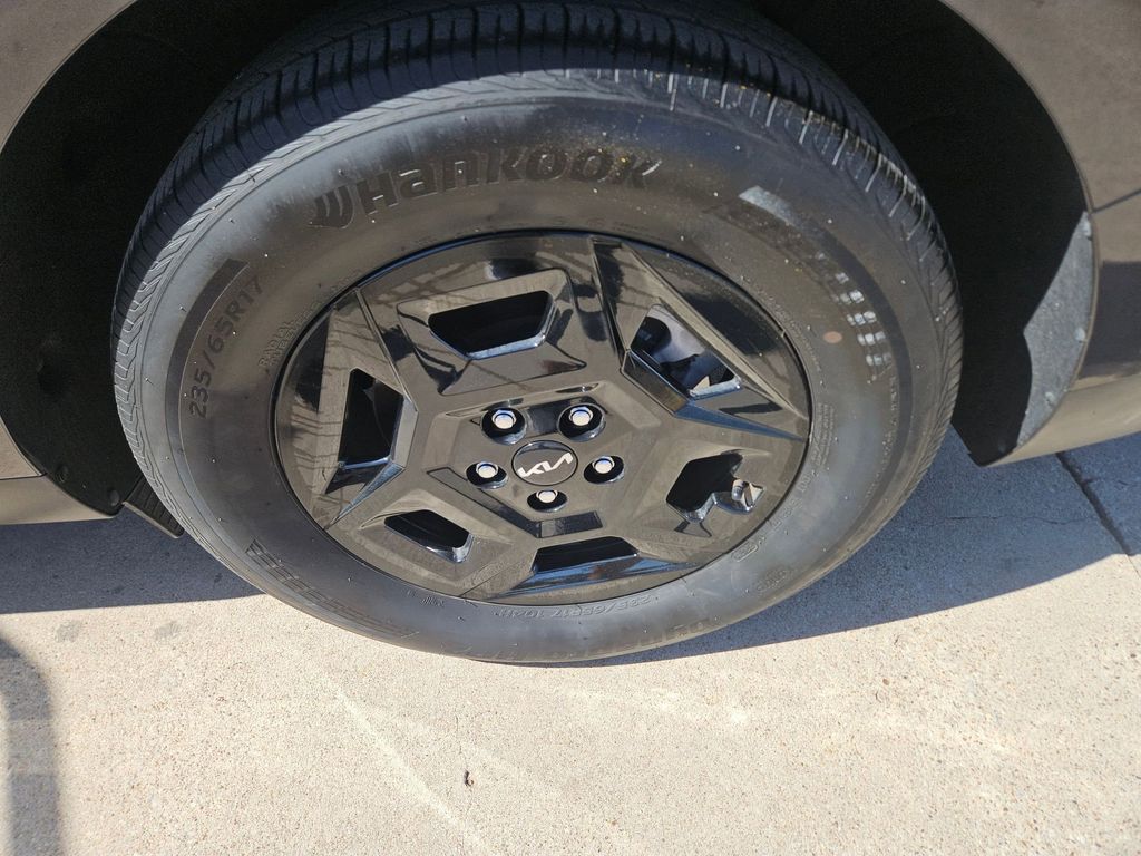 Thumbnail: 2025 Kia Carnival - 26