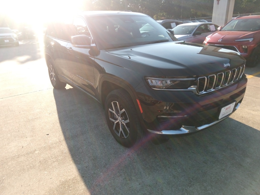 Thumbnail: 2024 Jeep Grand Cherokee L - 3