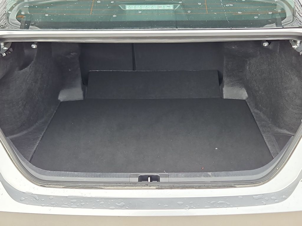 Thumbnail: 2025 Toyota Camry - 29