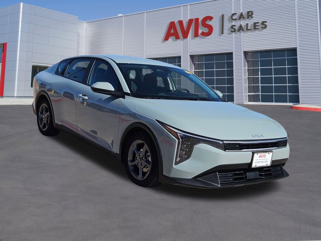 Thumbnail: 2025 Kia K4 - 9