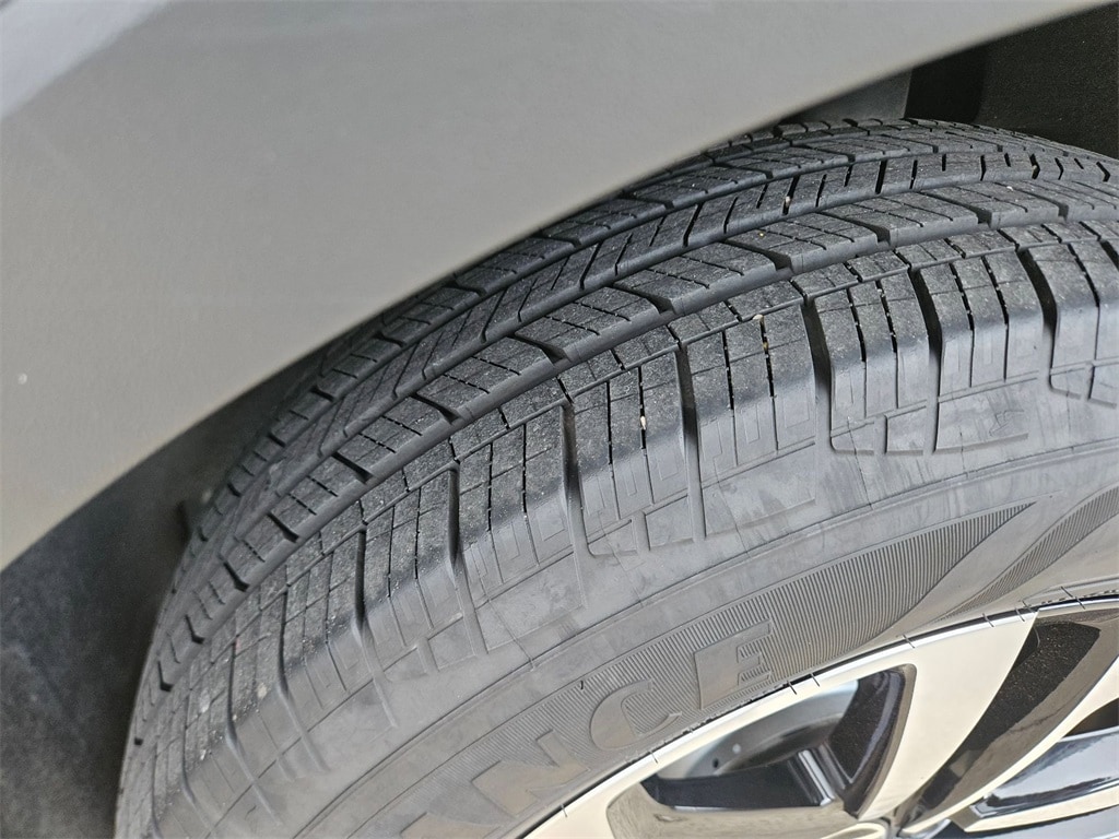 Thumbnail: 2024 Volkswagen Tiguan - 30