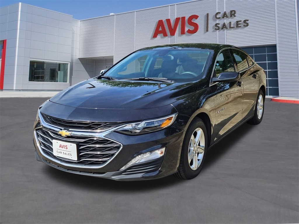 2023 Chevrolet Malibu LT Hero Image