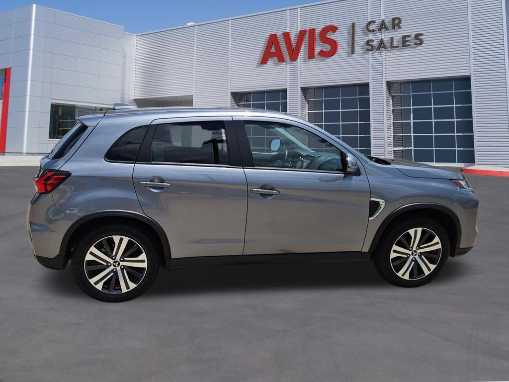 Thumbnail: 2025 Mitsubishi Outlander Sport - 7