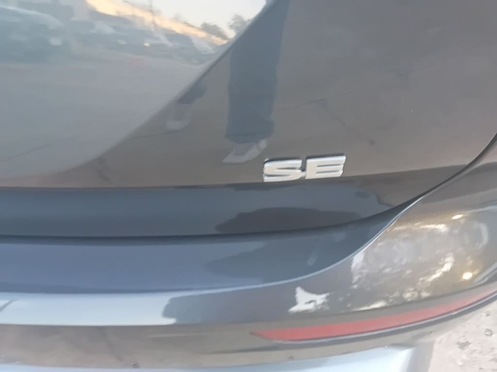 Thumbnail: 2025 Mitsubishi Outlander - 11