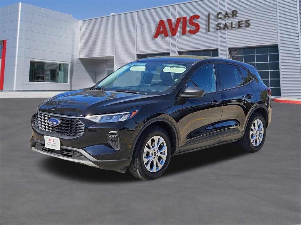 2025 Ford Escape Active's photo